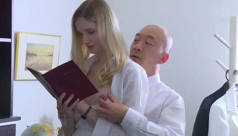Bà xã chấp nhận làm em ghệ cho đối tác của người chồng để trả nợ