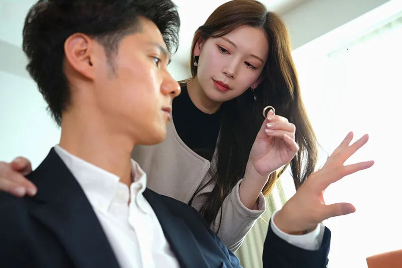 Người vợ đi đi giã ngoại, ông chồng ở nhà bị nhỏ em bà xã gạ đụ không trượt phát nào